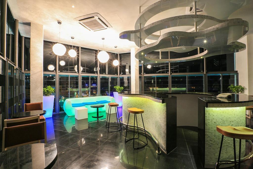 อีโค ทรี โฮเต็ล Hotel Malacca ภายนอก รูปภาพ