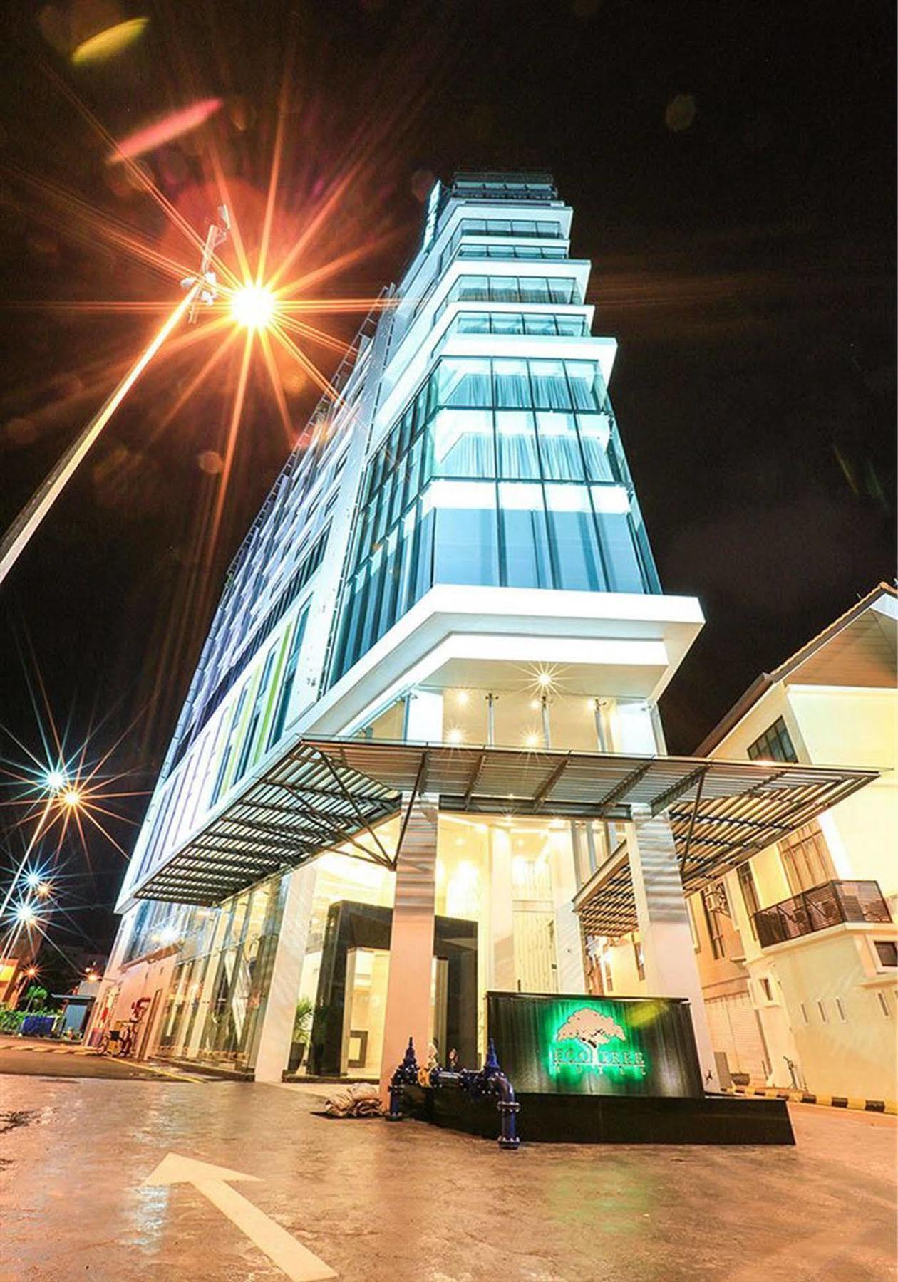อีโค ทรี โฮเต็ล Hotel Malacca ภายนอก รูปภาพ