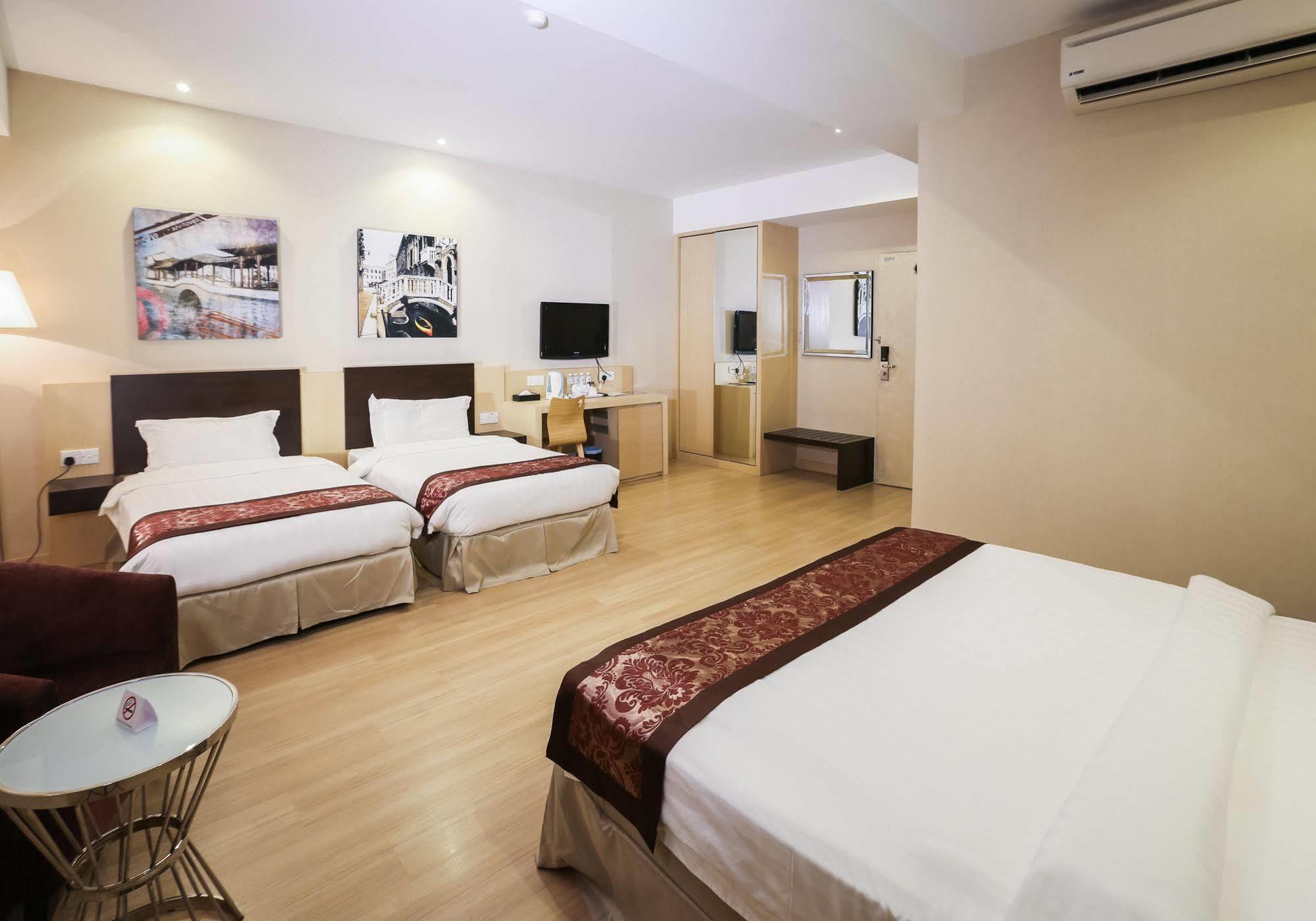 อีโค ทรี โฮเต็ล Hotel Malacca ภายนอก รูปภาพ