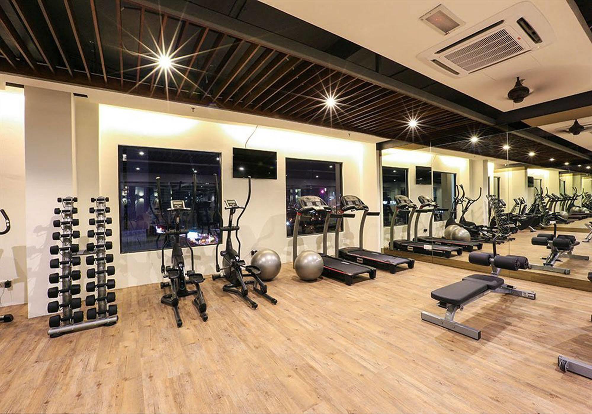 อีโค ทรี โฮเต็ล Hotel Malacca ภายนอก รูปภาพ