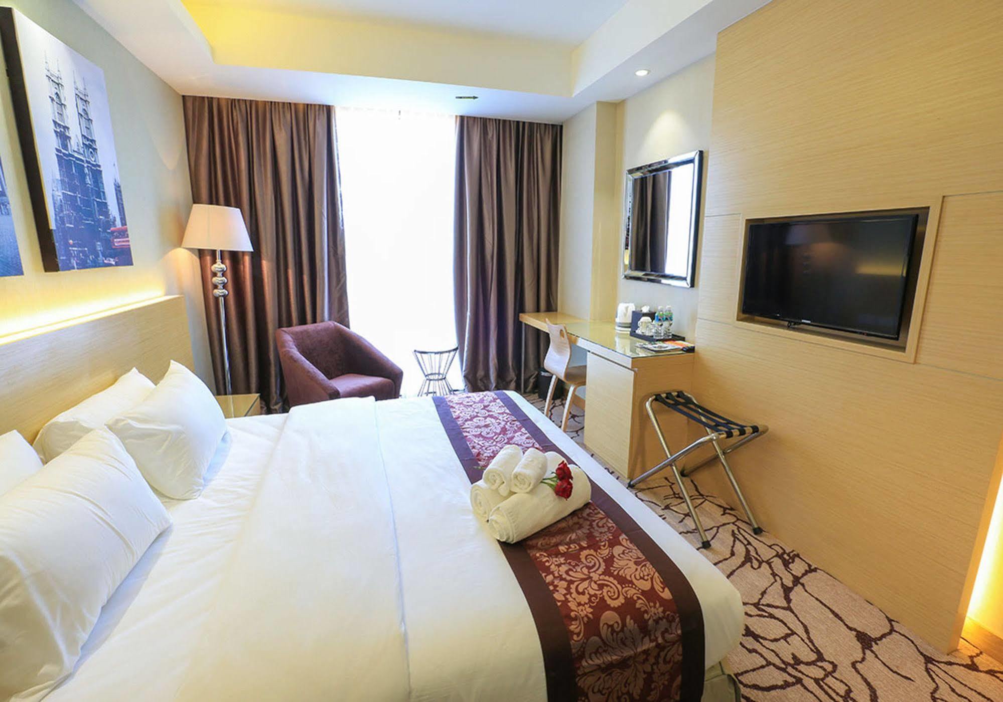 อีโค ทรี โฮเต็ล Hotel Malacca ภายนอก รูปภาพ