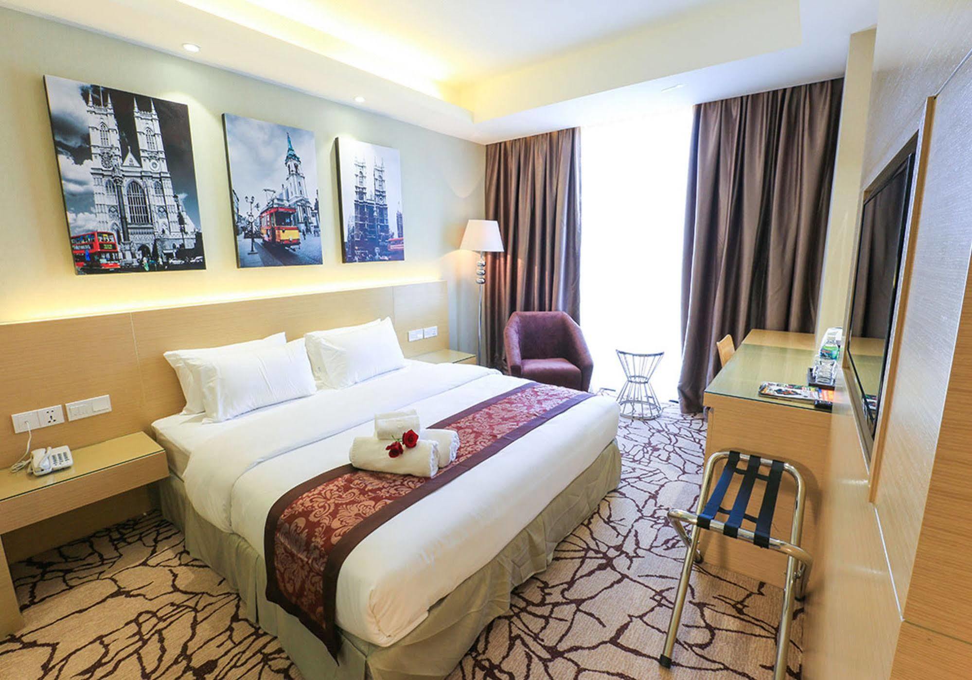 อีโค ทรี โฮเต็ล Hotel Malacca ภายนอก รูปภาพ