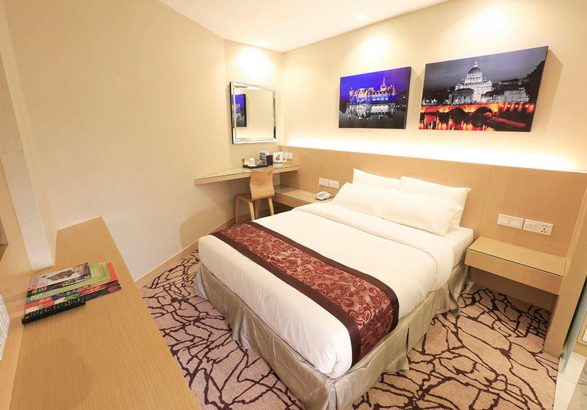อีโค ทรี โฮเต็ล Hotel Malacca ภายนอก รูปภาพ
