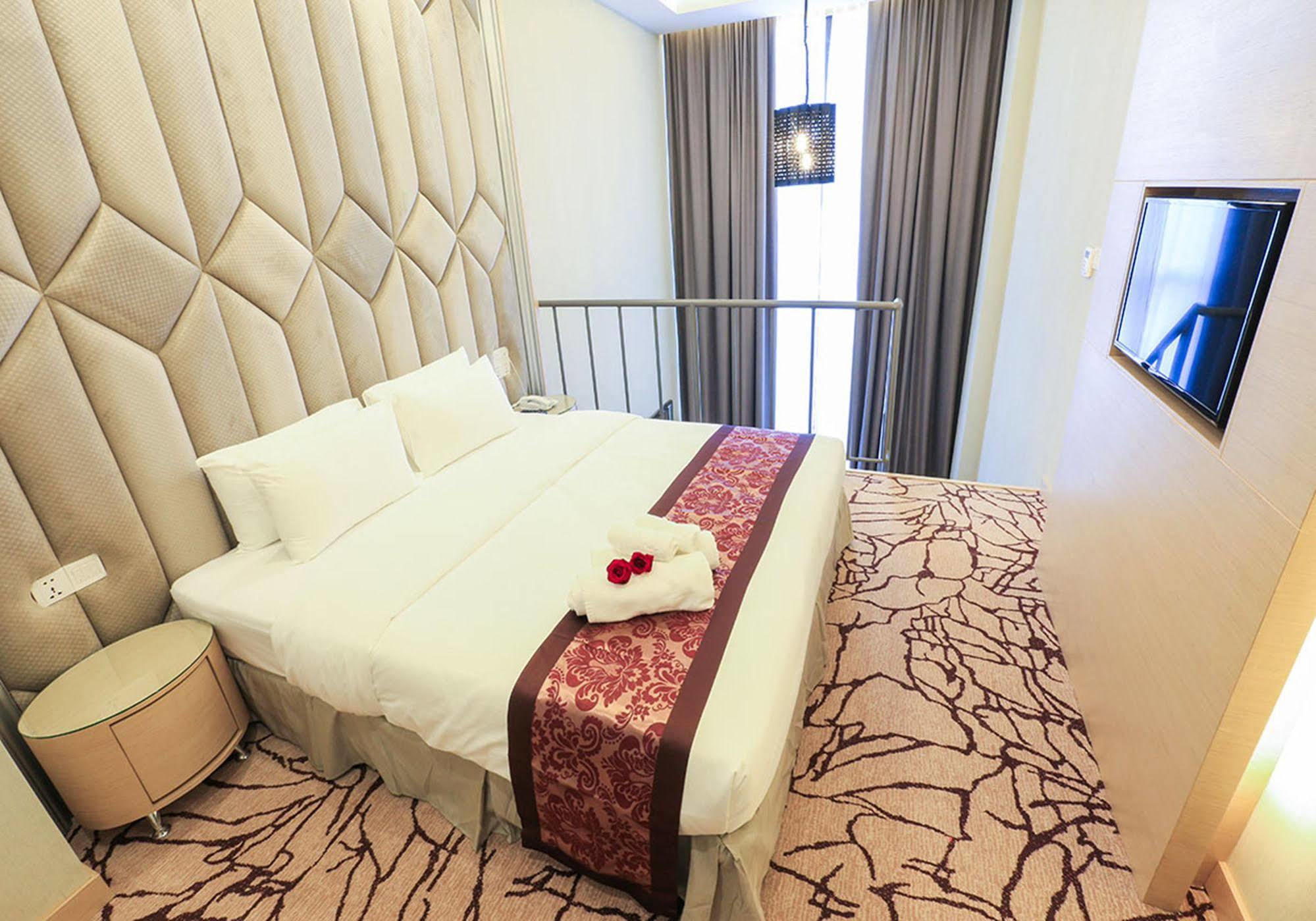 อีโค ทรี โฮเต็ล Hotel Malacca ภายนอก รูปภาพ